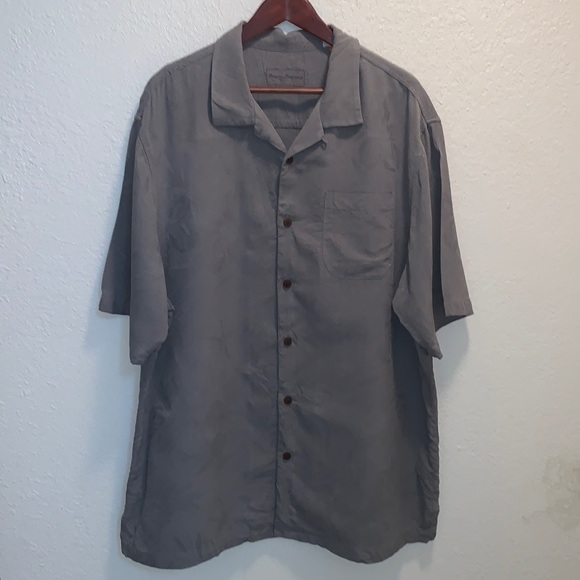 Tommy Bahama Shirt - Picture 1 of 4